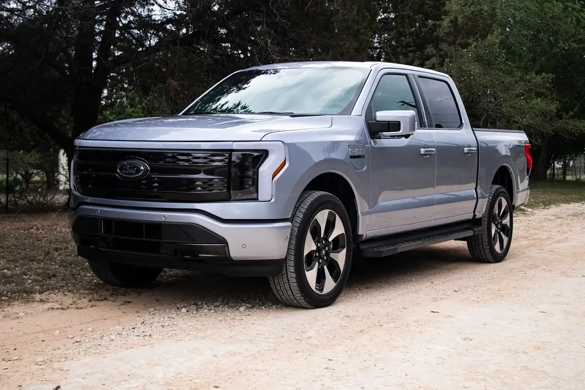 4 Električni Avtomobili, Ki Se Jih Je Pametno Izogniti: Zakaj Nove Tehnologije Ne Pomenijo Vedno Zanesljivosti