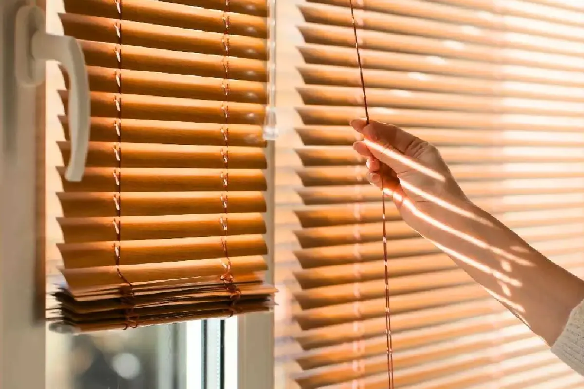 Pametna stekla, ki z enim klikom naredijo vaš dom popolnoma zaseben