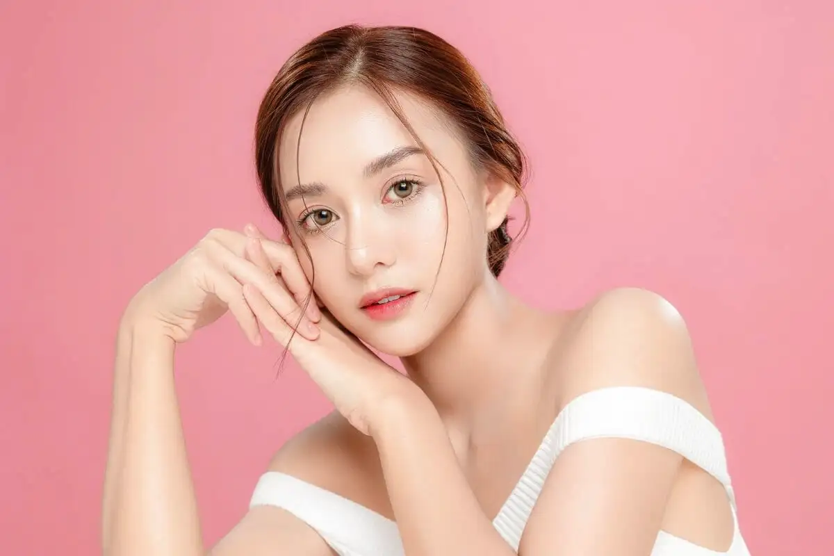 Porcelanasta koža: Domača krema na osnovi rastline, ki jo imate doma, idealna za pomlajevanje obraza