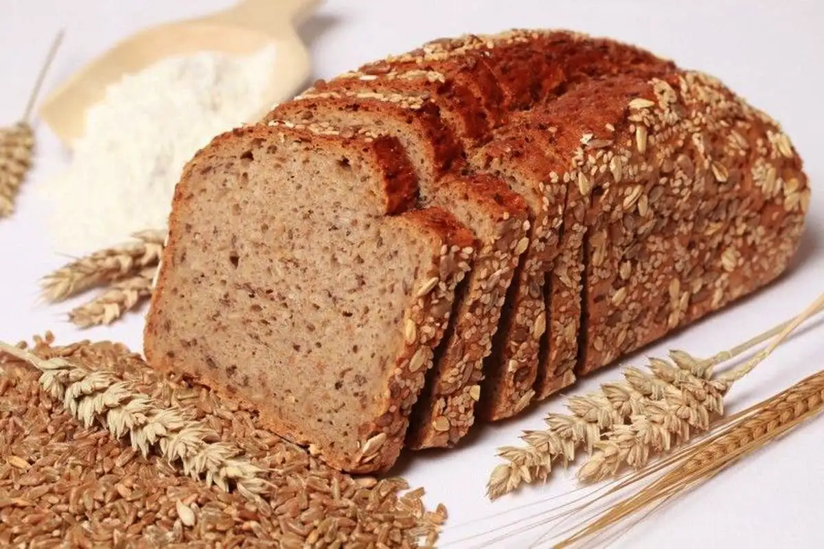 Kaj jesti, da ne boste pridobili teže po 50. letu: ti 7 živil za zajtrk pomagajo topiti maščobo na trebuhu