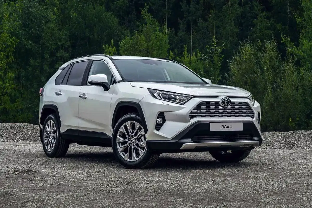 Poceni, a nezlomljivi: 6 najboljših rabljih križancev, ki ti bodo služili 15–20 let brez velikih računov