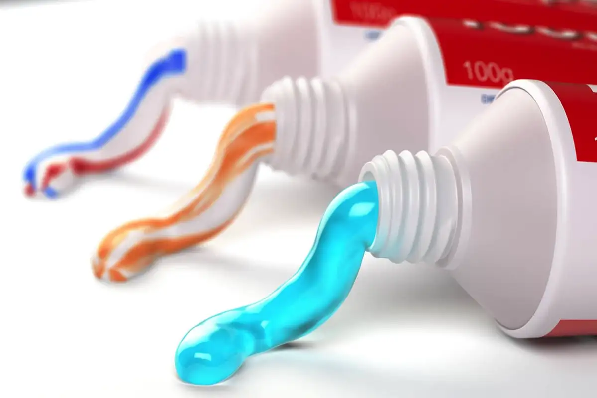 Kaj nikoli ne smete vzeti v ročno prtljago na letalo: popoln kontrolni seznam