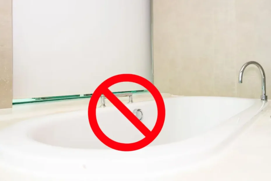 Adijo kad – zakaj si vsi, ki imajo majhno kopalnico, že letošnjo zimo vgradijo tuš na nivoju tal